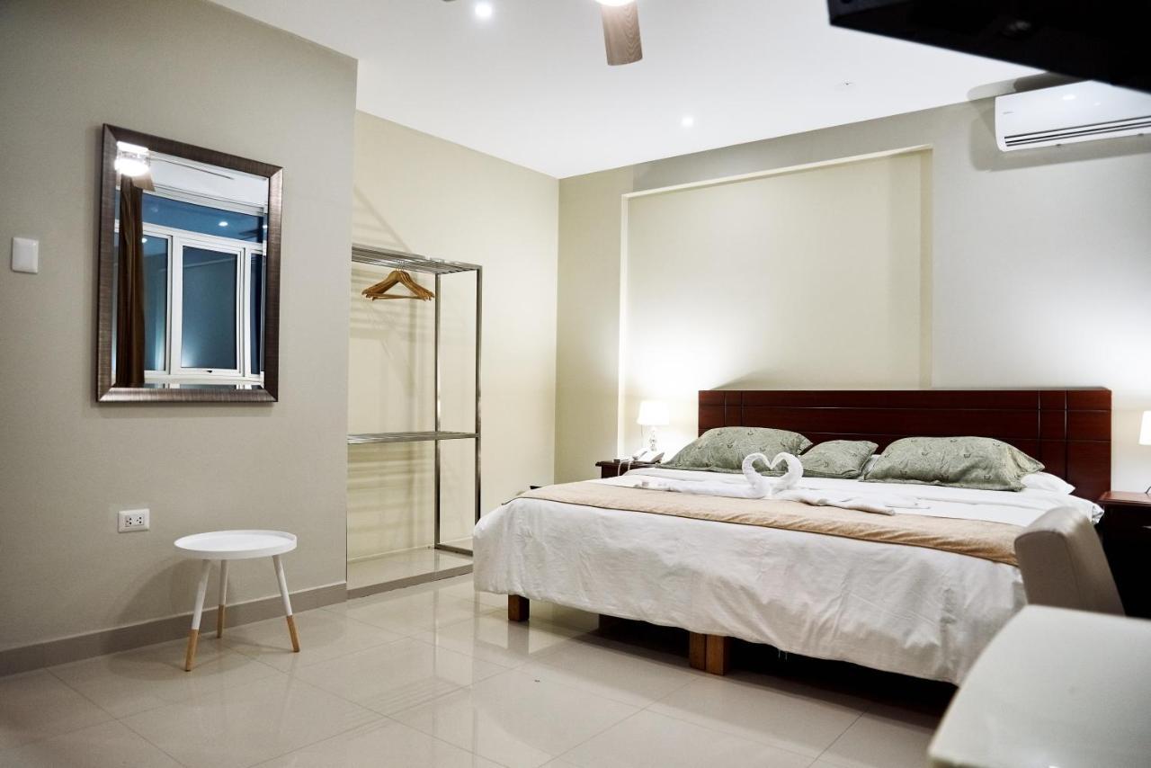 Lc Hoteles Piura Exteriör bild